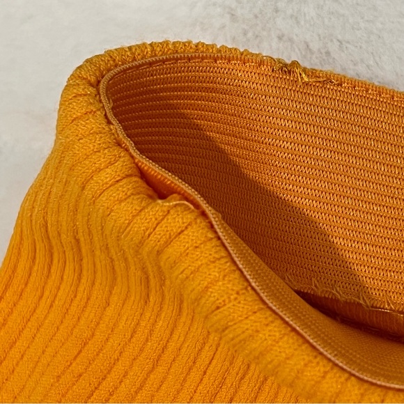 NWT Sandro Assiya Halter Bodysuit & Bussy Skort w/ Small Seam Rip & Mark on Back - Picture 15 of 16